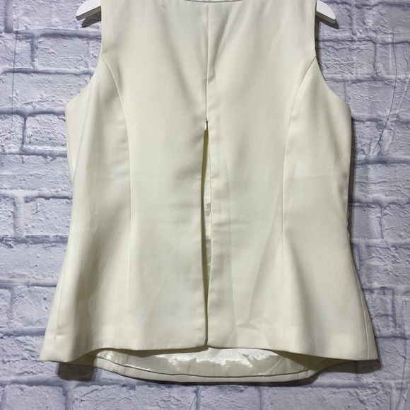 Beautiful top for a night party with sequin - Picture 10 of 12